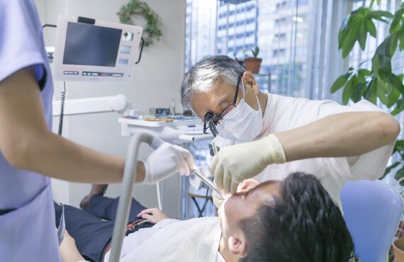 横浜市に笑顔を届ける歯医者となれるよう痛くない治療に取り組んでおります